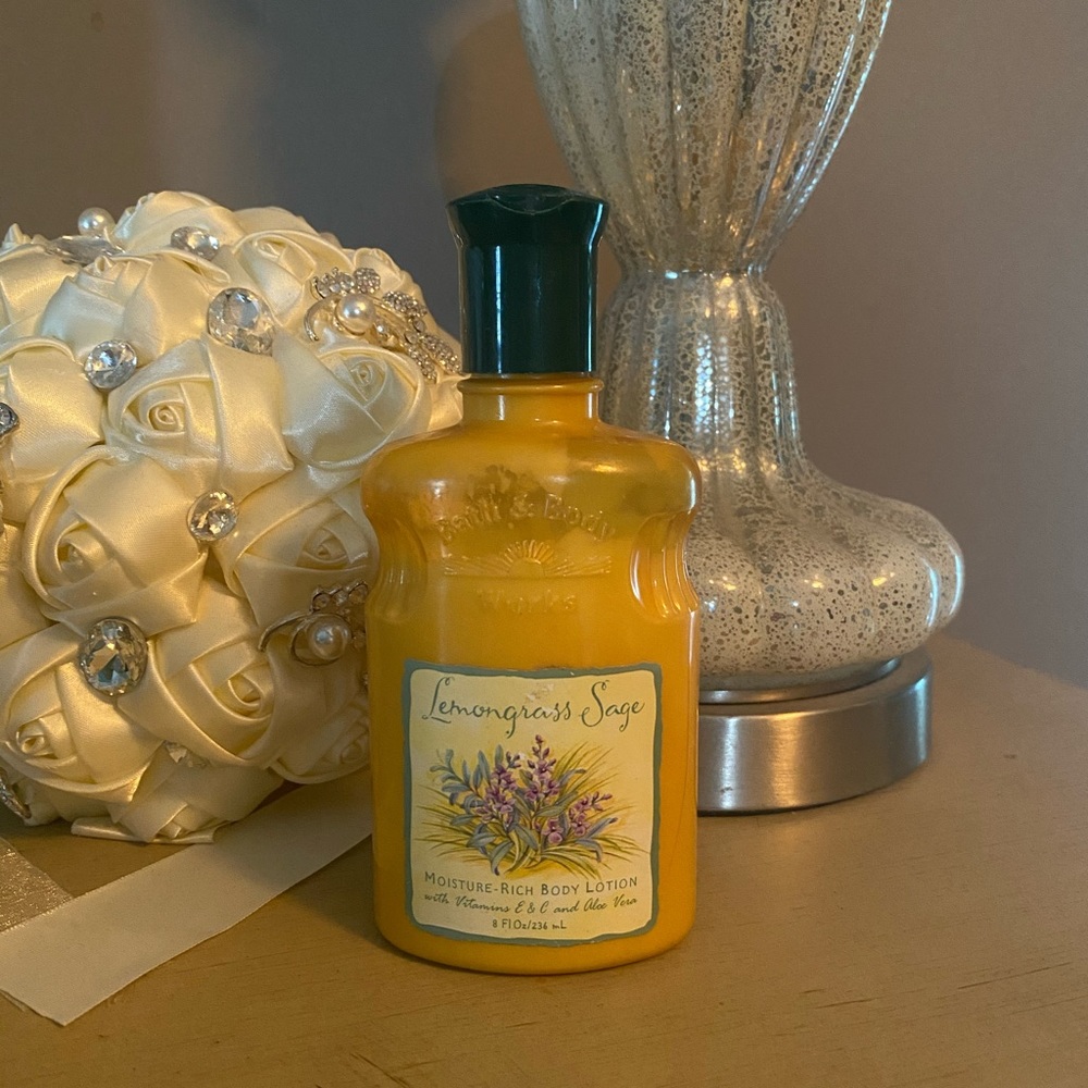 Final Sale Bath and body works lemongrass sage lotion